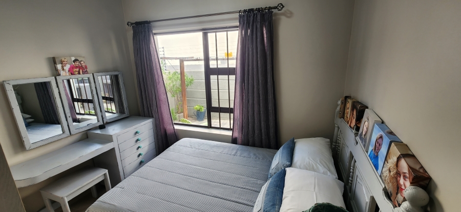 2 Bedroom Property for Sale in Dana Bay Western Cape